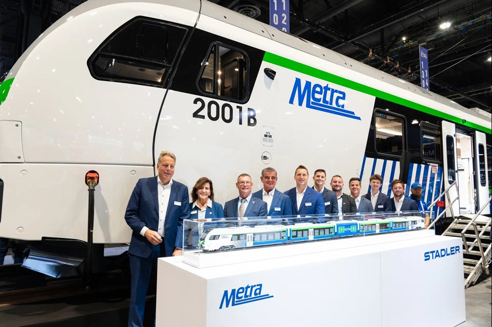Stadler zaprezentował pierwszy bateryjny pociąg dla USA