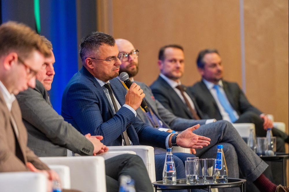 Jak przewieźć 700 mln pasażerów? Tabor w przewozach regionalnych i dalekobieżnych