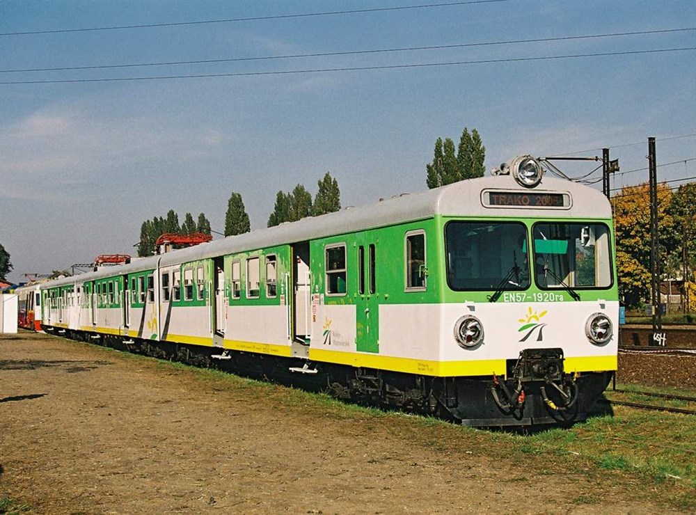 Będzie drugi „historyczny” EN57 w Kolejach Mazowieckich! Jest przetarg