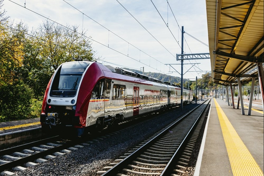 PESA kończy dostawy 20 pociągów InterRegio do Rumunii