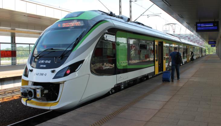 Koleje Mazowieckie chcą kupić 71 nowych pociągów