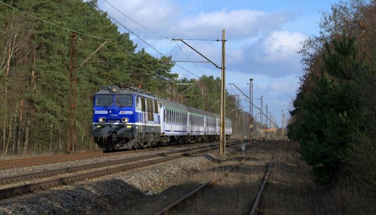 Newag będzie serwisował 9 lokomotyw PKP Intercity