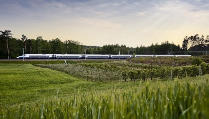 7,9 mln pasażerów. Dobre wakacje PKP Intercity