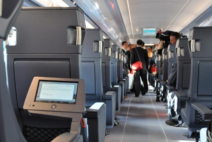 Velaro dla tureckich kolei dużych prędkości od wewnątrz (zdjęcia) Velaro dla tureckich kolei dużych prędkości od wewnątrz (zdjęcia)