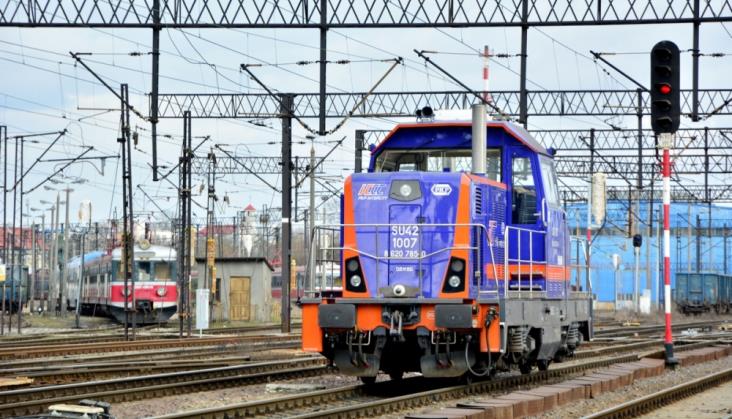 PKP Intercity potrzebuje maszynistów. Dlatego szuka ich w firmach zewnętrznych