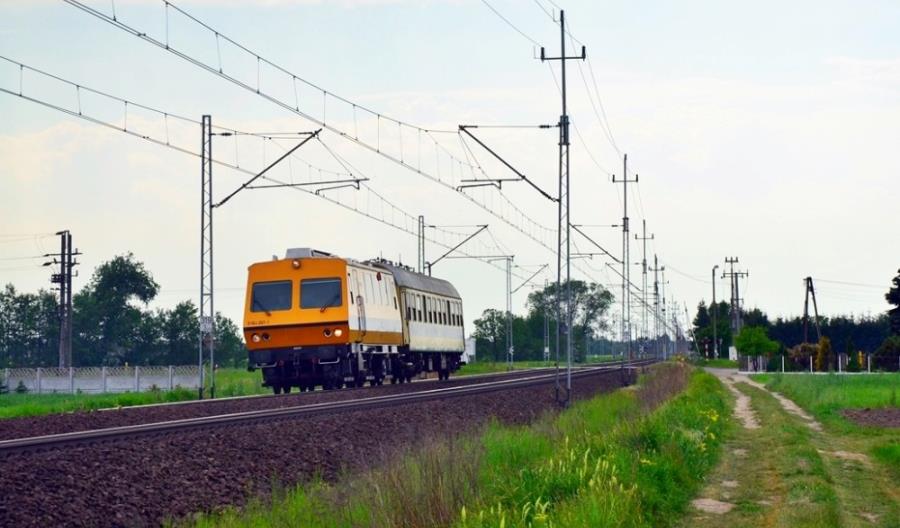 Malepszak: Na kolei potrzebna jest praca u podstaw