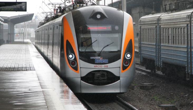 Relacja pociągu Chełm – Kowel wydłużona, rusza kolejny pociąg Przemyśl – Kijów