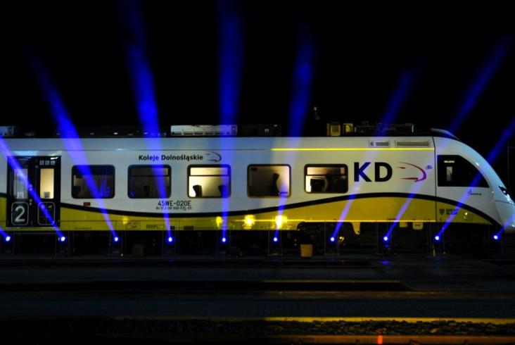 Koleje Dolnośląskie prezentują nowe Impulsy i halę utrzymaniową [zdjęcia]