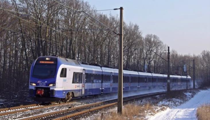 Wielu chętnych na świąteczne pociągi. PKP Intercity obiecuje dokładać wagony