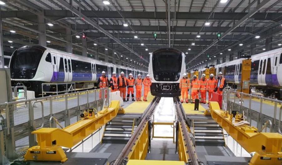 Londyn: Bombardier dostarczy dodatkowe pociągi dla Crossrail