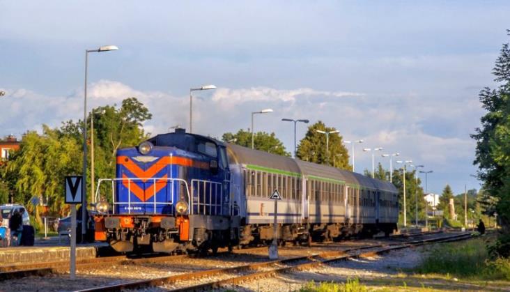 FPS Cegielski nie naprawi lokomotyw PKP Intercity. Oferta odrzucona [aktualizacja]