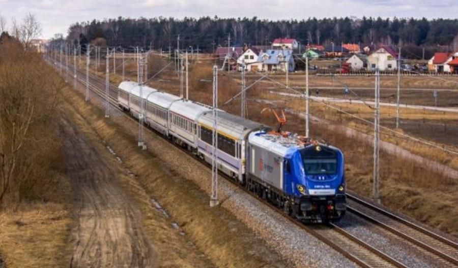 PKP Intercity z umową na dofinansowanie miliardowego projektu. Znamy trasy