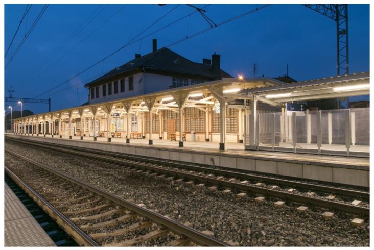 PLK przechodzi na LED-y PLK przechodzi na LED-y