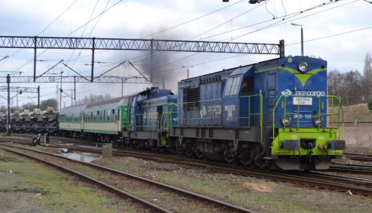 Żołnierze pojadą Intercity. Spółka zamówiła w FPS Cegielski specjalne wagony za sto milionów