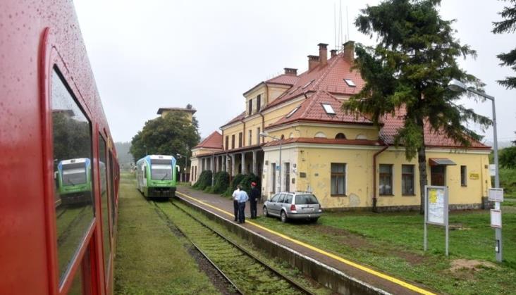 Podkarpacki urząd marszałkowski nie chce ujawnić, ile płaci Polregio za (brak) usługi