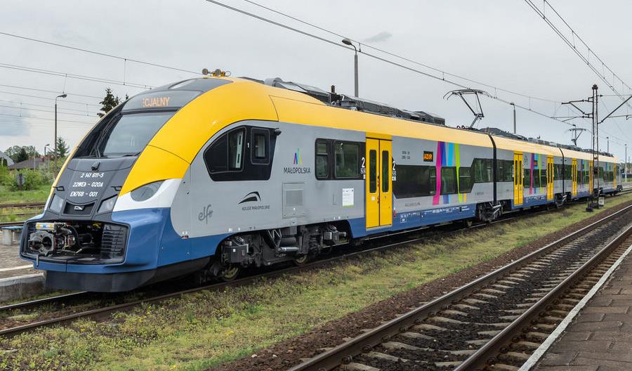 Pierwsze dwa Elfy 2 dla Małopolski pojadą z pasażerami już w czerwcu