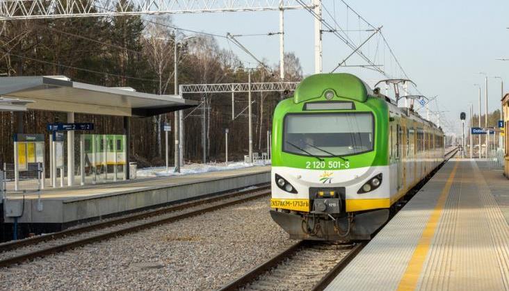Od 28 czerwca z Warszawy bezpośrednio po linii nr 8 do Radomia. W jakim czasie?