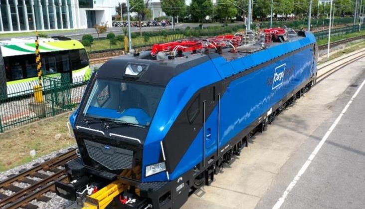 FPS chce zbudować lokomotywę na licencji chińskiego CRRC