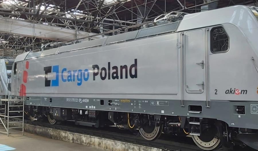 Trzy lokomotywy Traxx DC3 w CD Cargo Poland