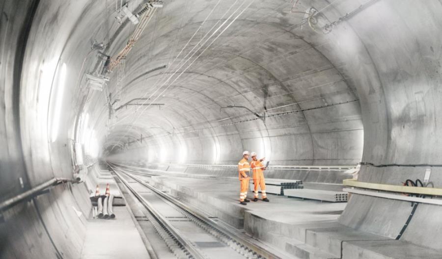 Najdłuższy i najgłębszy. Wszystko o Tunelu Gotarda
