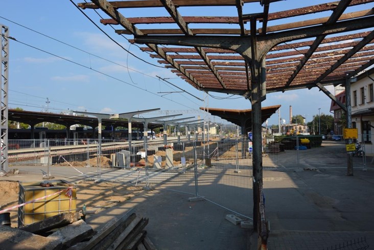 Trwa modernizacja stacji Jelenia Góra [zdjęcia]