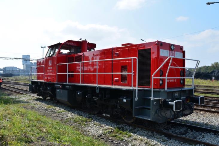 DB Cargo wprowadziła spolonizowaną lokomotywę DE6400 na tory