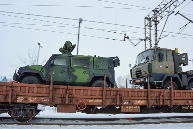 Czeskie wojsko przejechało przez Polskę koleją [zdjęcia]