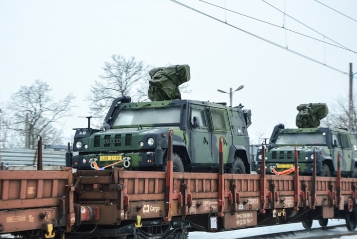 Czeskie wojsko przejechało przez Polskę koleją [zdjęcia]