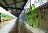 Inwestycje PKP PLK. Kapiąca woda i graffiti szpecące Warszawę Ursus
