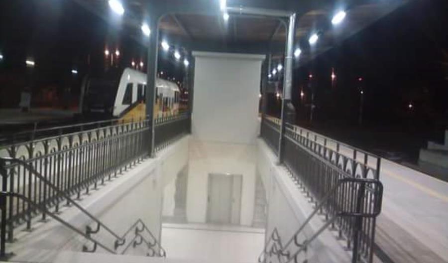 Jelenia Góra z nowymi peronami (zdjęcia)