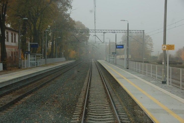 Powstały nowe perony między Wrocławiem a Jelenią Górą (zdjęcia)