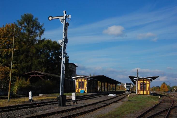Ostatnie pociągi Jelenia Góra – Lwówek Śląski. Co stanie się z linią? [zdjęcia]