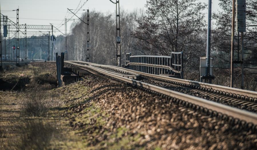 E20 w trzech kontraktach [zdjęcia]