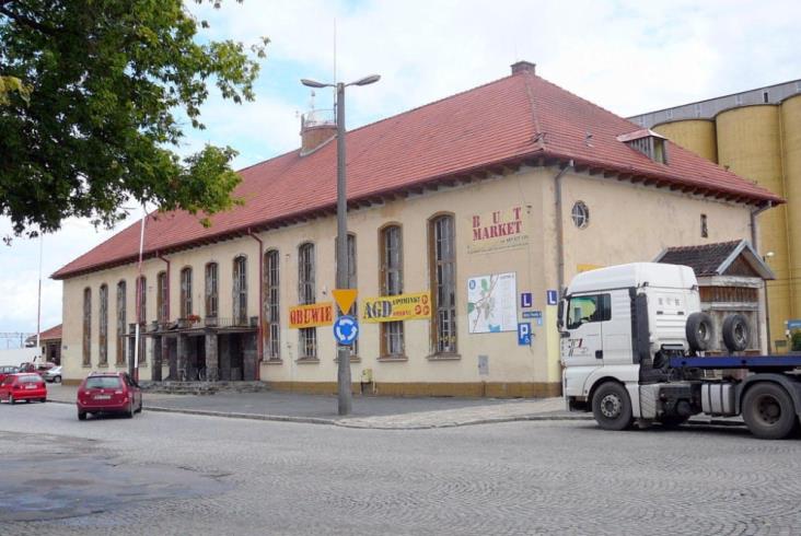 Pięciu chętnych na projekt przebudowy dworca w Olsztynku Pięciu chętnych na projekt przebudowy dworca w Olsztynku