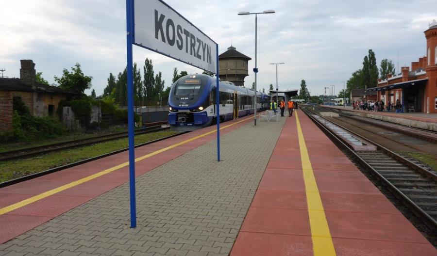 Linki z Pesy dowożą Niemców na Przystanek Woodstock (zdjęcia)
