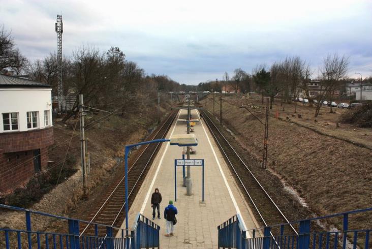 PLK rozpoczyna prace na stacji Piaseczno. Będą zmiany w ruchu pociągów PLK rozpoczyna prace na stacji Piaseczno. Będą zmiany w ruchu pociągów