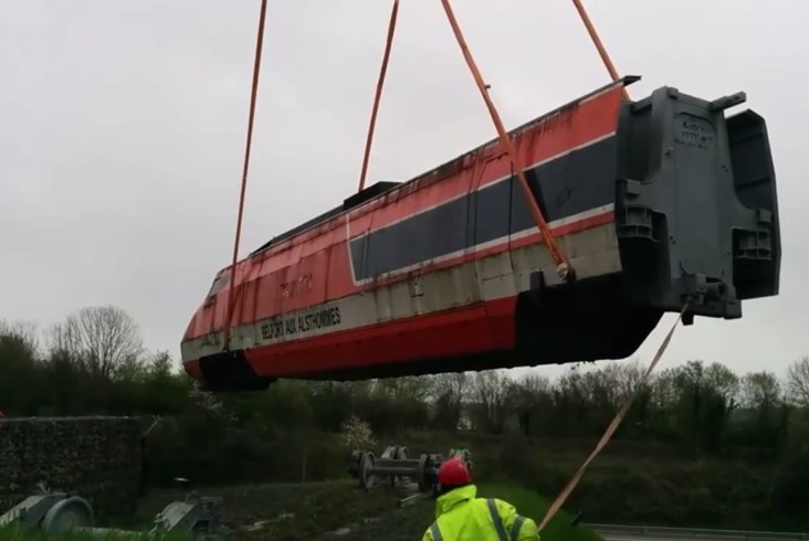 Francja: Ruszyła renowacja fragmentu historycznego pociągu TGV 001