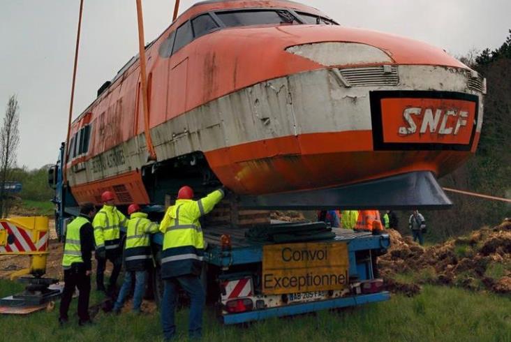 Francja: Ruszyła renowacja fragmentu historycznego pociągu TGV 001 Francja: Ruszyła renowacja fragmentu historycznego pociągu TGV 001