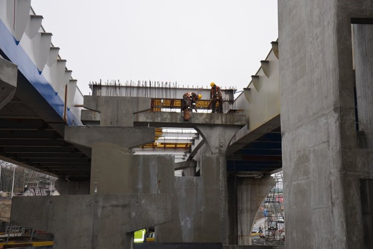 Pasażerowie już widzą nowe przystanki krakowskiej łącznicy kolejowej [zdjęcia]