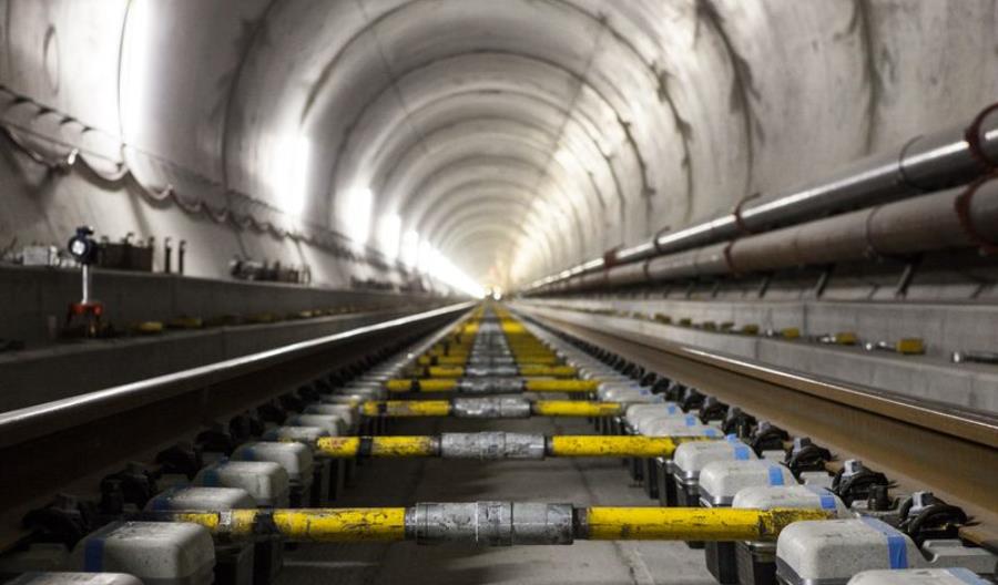 Najdłuższy i najgłębszy. Wszystko o Tunelu Gotarda