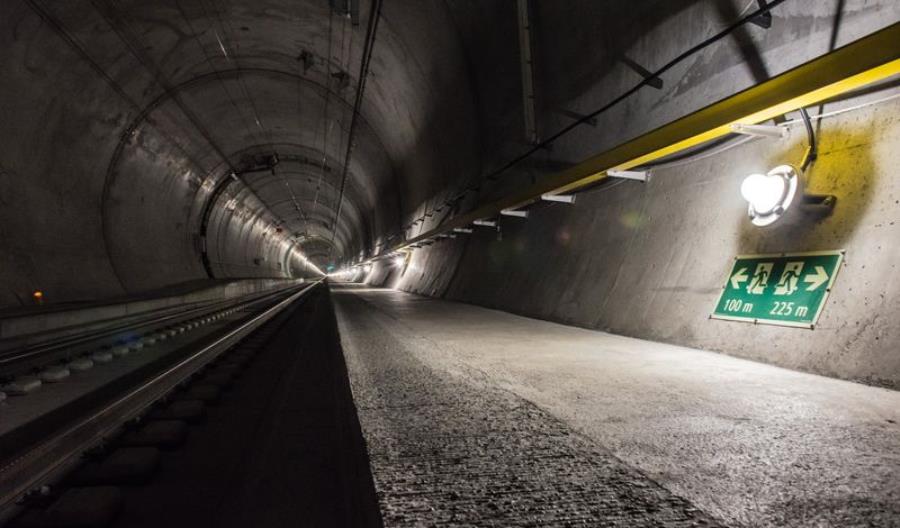 Najdłuższy i najgłębszy. Wszystko o Tunelu Gotarda