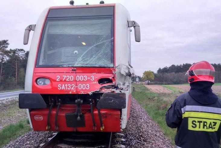 „Natychmiast wszyscy na ziemię”. Koleje Wielkopolskie mają swojego bohatera (zdjęcia,wideo) „Natychmiast wszyscy na ziemię”. Koleje Wielkopolskie mają swojego bohatera (zdjęcia,wideo)