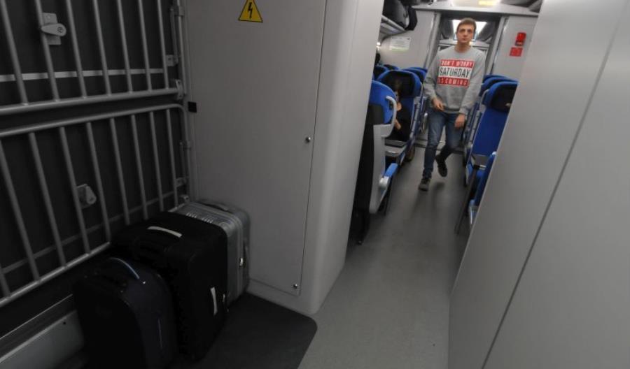 Pierwszy Dart wyjechał w dziewiczy kurs z pasażerami (zdjęcia, relacja z przejazdu)