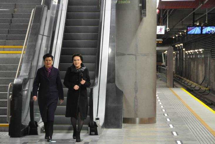 Premier Ewa Kopacz odwiedza metro (zdjęcia)