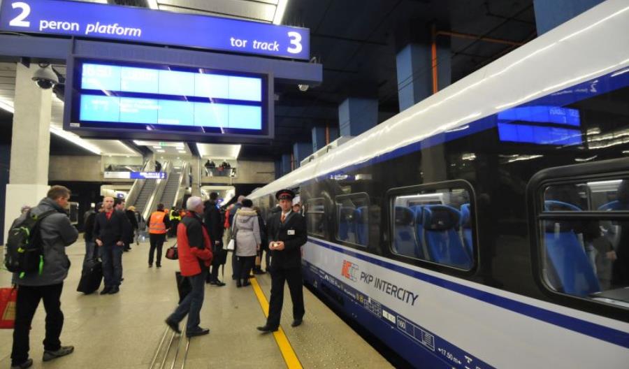 Pierwszy Dart wyjechał w dziewiczy kurs z pasażerami (zdjęcia, relacja z przejazdu)