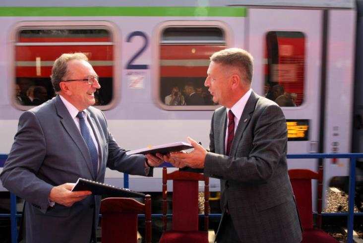 Ruszył Regioekspers do Frankfurtu [zdjęcia]