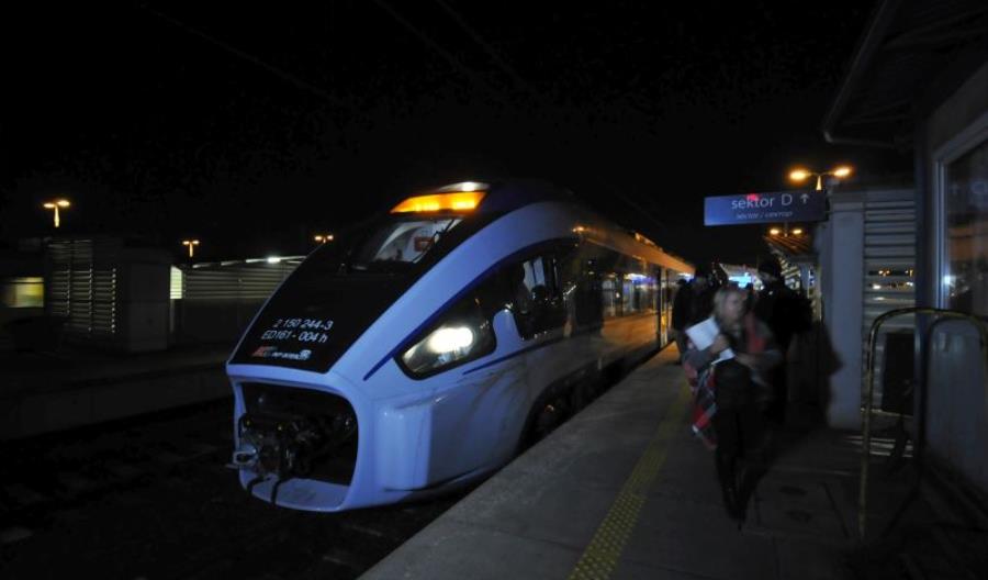 Pierwszy Dart wyjechał w dziewiczy kurs z pasażerami (zdjęcia, relacja z przejazdu)