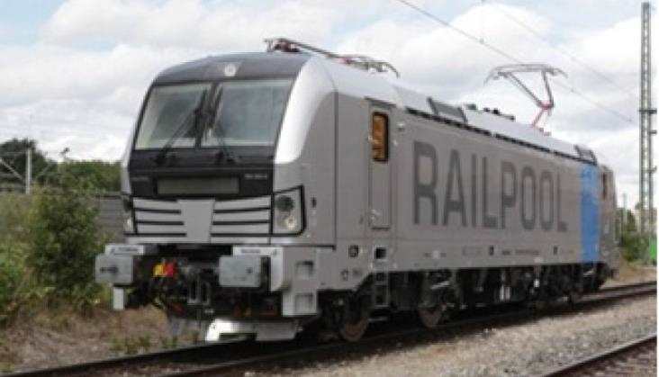 Pierwszy Vectron w barwach Railpool