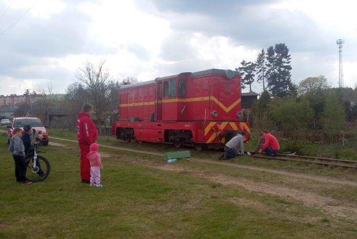 Kolej wąskotorowa w Rosnowie - badania zapory Kolej wąskotorowa w Rosnowie - badania zapory