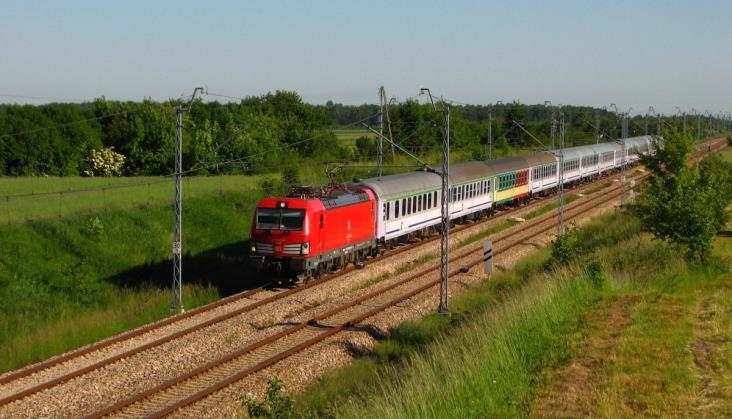PKP Intercity pożycza 3 lokomotywy od DB Schenker